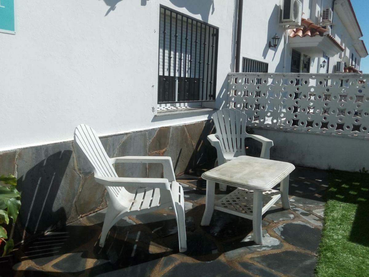 Apartamentos La Presa Guijo de Granadilla Exterior photo